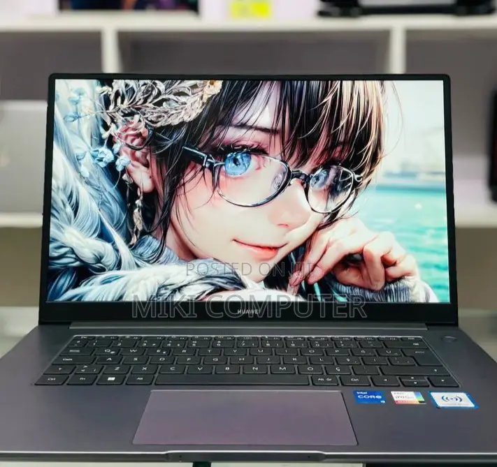 New Laptop Huawei Matebook D 15 8GB Intel Core I5 SSD 512GB