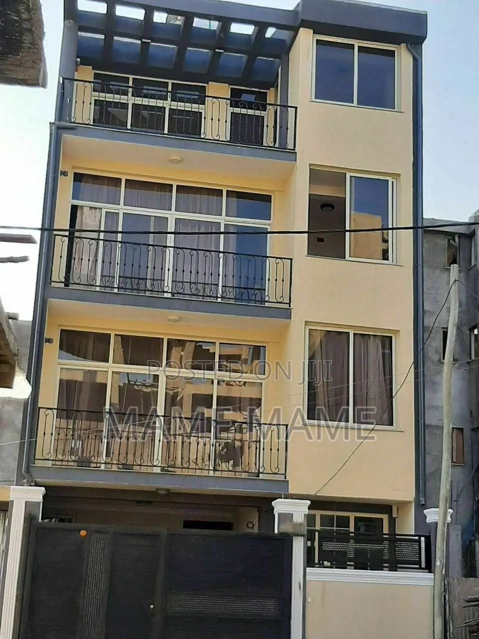 Furnished 5bdrm House in Addis Abeba, Bole for sale