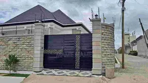 5bdrm Villa in Addis Abeba, Bole for sale
