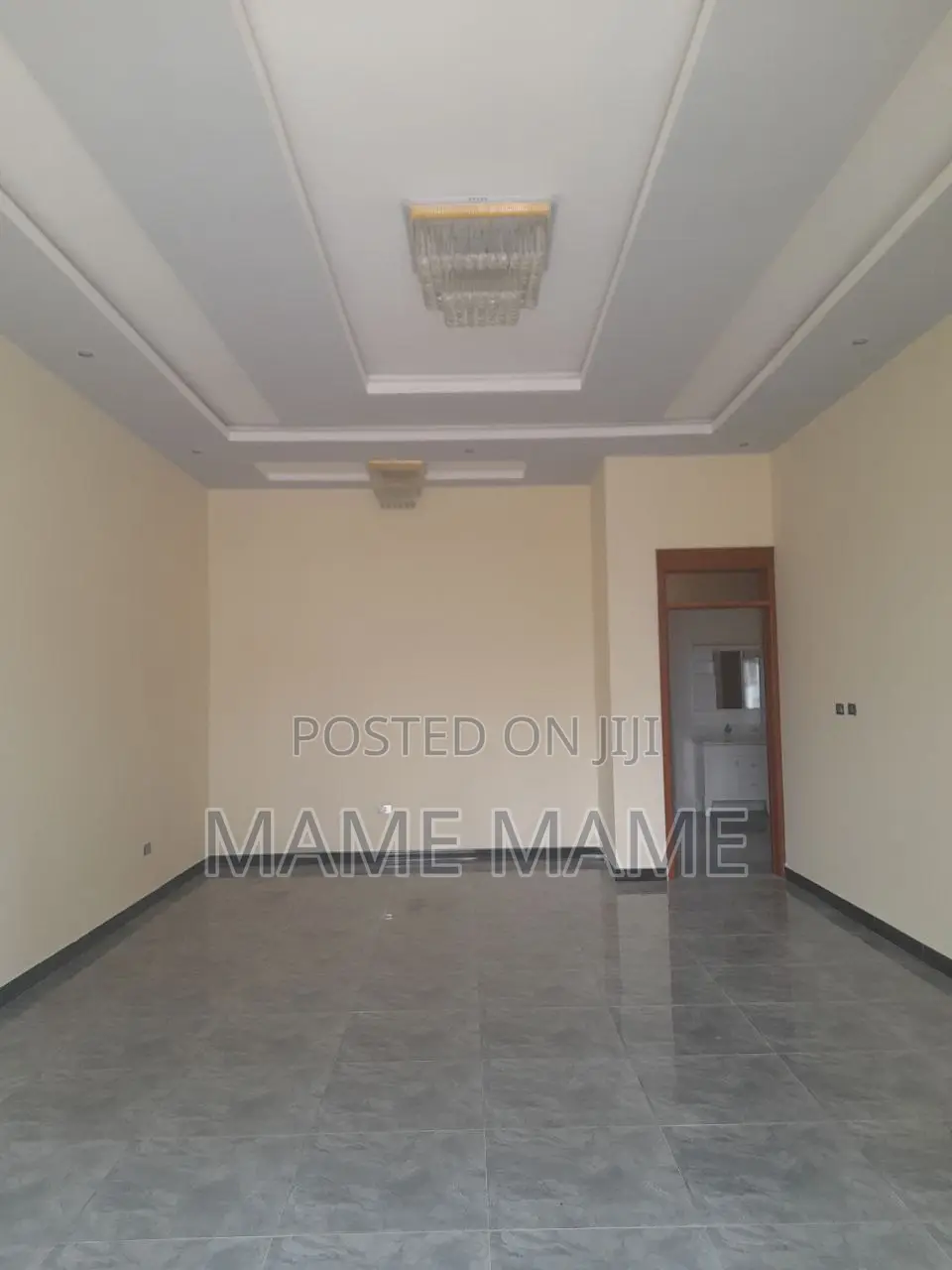 5bdrm Villa in Addis Abeba, Bole for sale