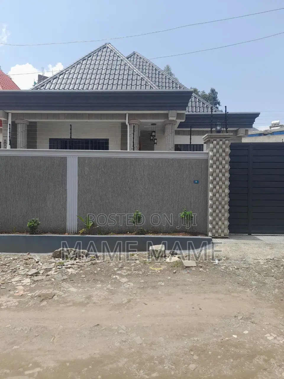 5bdrm Villa in Addis Abeba, Bole for sale