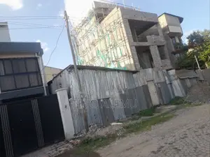 የሚሸጥ ቤት ፌጋ