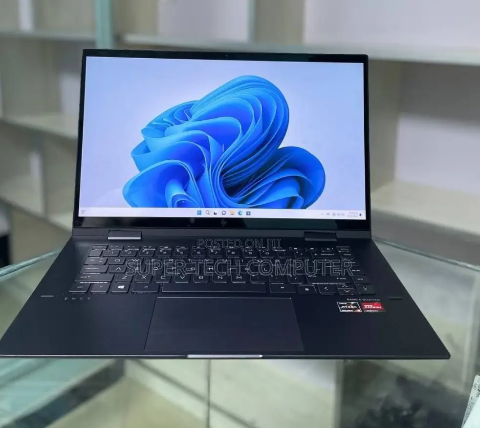 New Laptop HP Envy X360 16GB AMD Ryzen 5 SSD 512GB