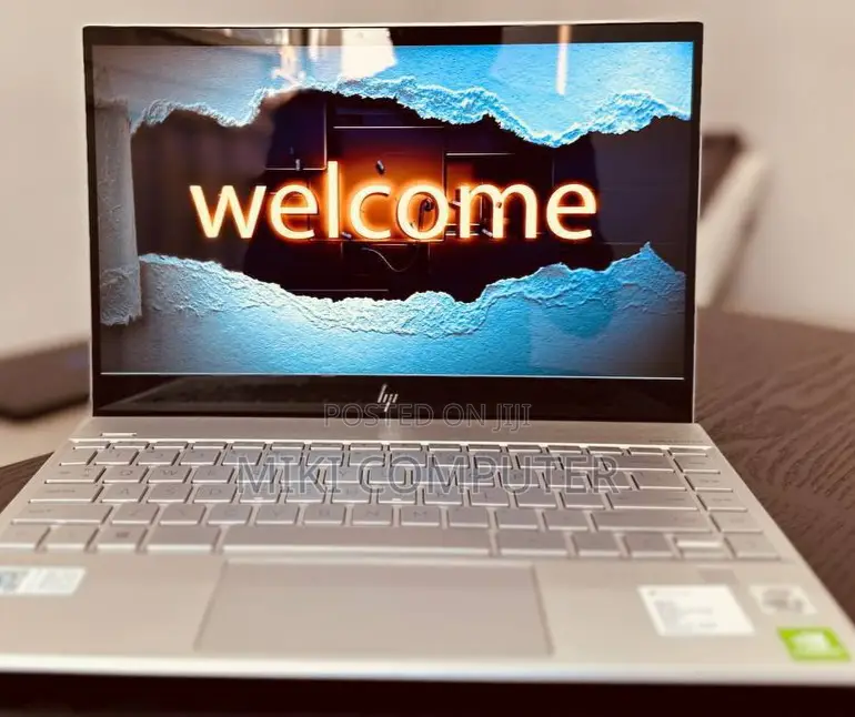 New Laptop HP Envy X360 8GB Intel Core I5 SSD 512GB