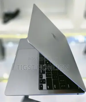 New Laptop Apple MacBook Air 8GB Apple M1 SSD 256GB