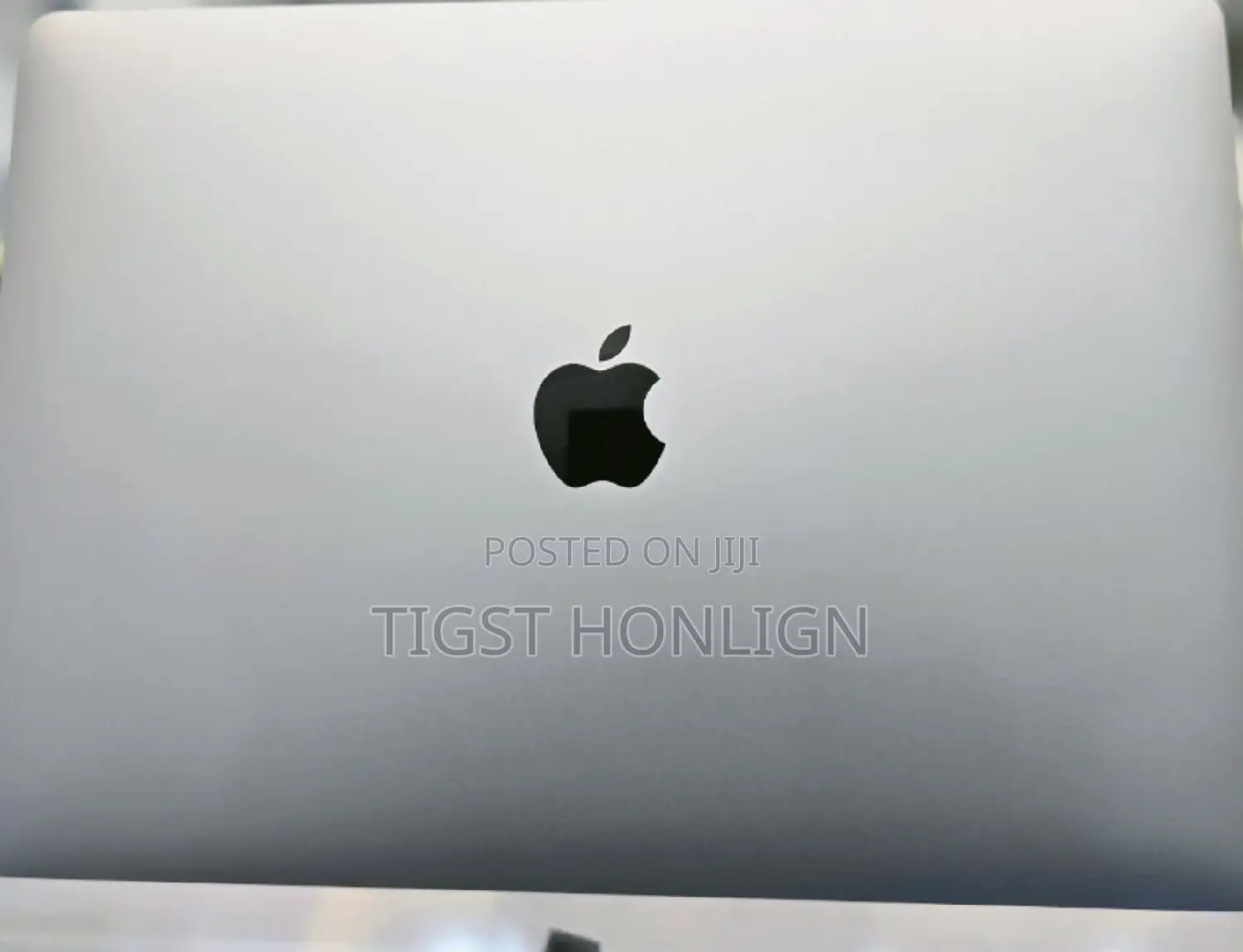 New Laptop Apple MacBook Pro 8GB SSD 256GB