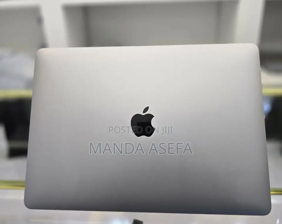 New Laptop Apple MacBook Pro 8GB Apple M2 SSD 256GB