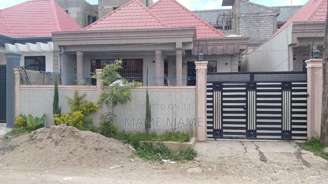 3bdrm Villa in Addis Abeba, Bole for sale