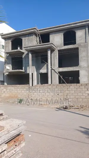 7bdrm House in Addis Abeba, Bole for sale