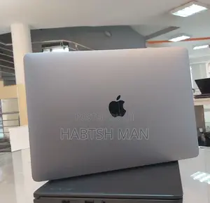 New Laptop Apple MacBook Pro 2017 16GB Intel Core I5 SSD 512GB