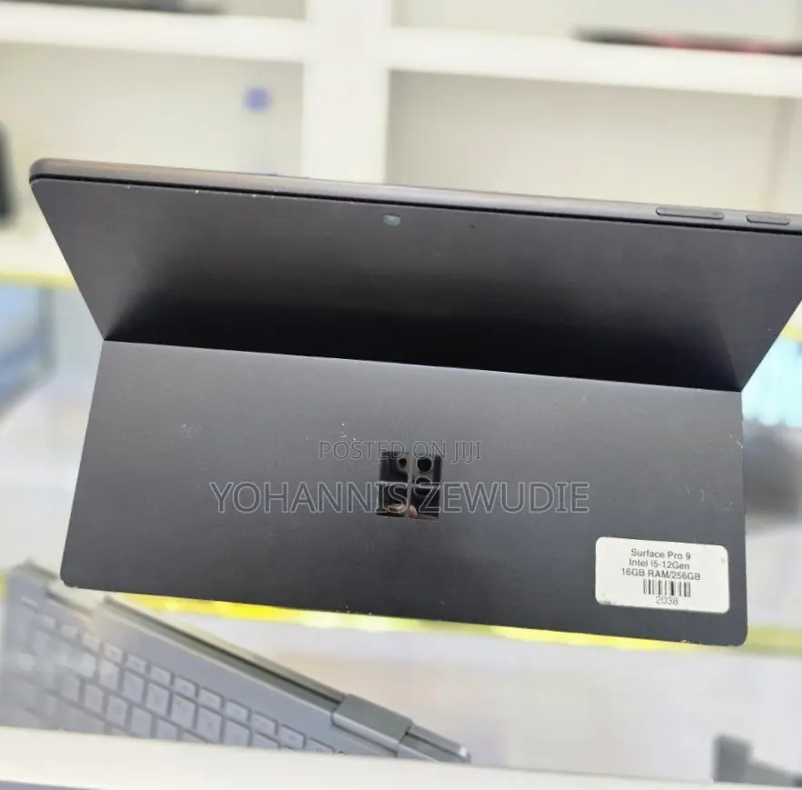 New Laptop Microsoft Surface Pro 9 16GB Intel Core I5 SSD 256GB