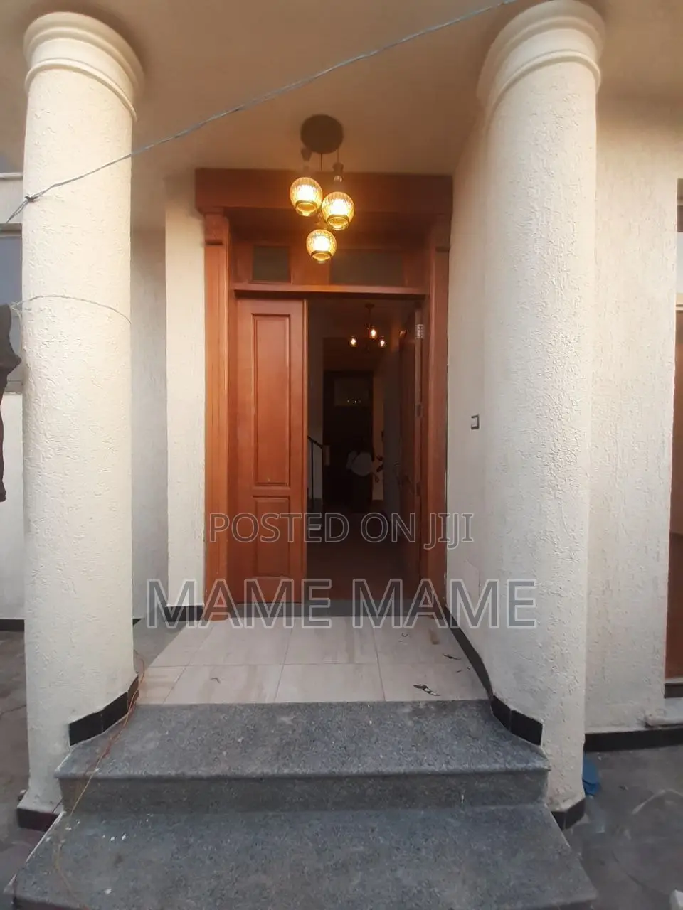 8bdrm House in Addis Abeba, Bole for sale