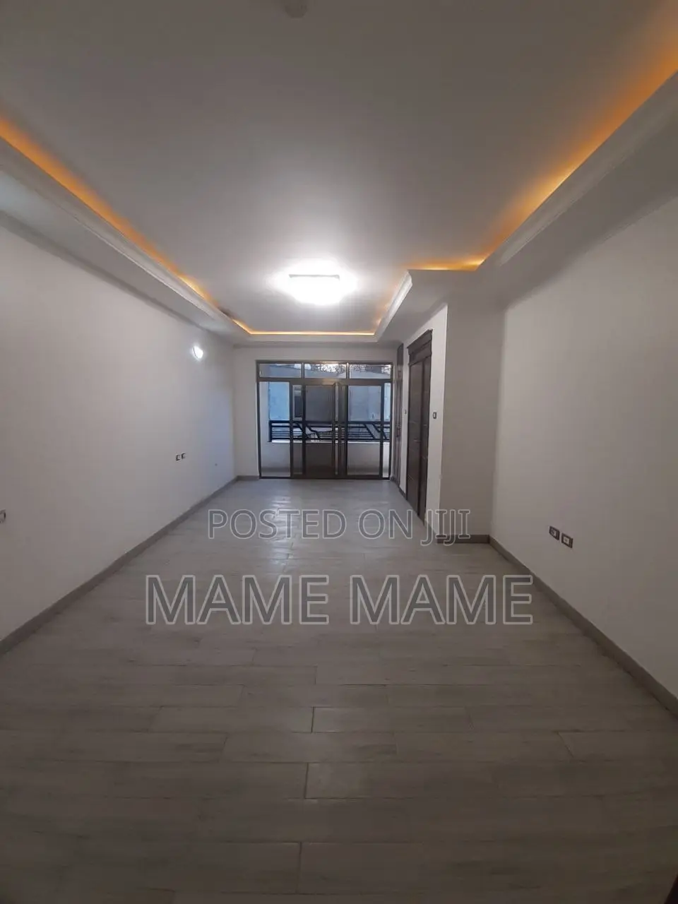 8bdrm House in Addis Abeba, Bole for sale