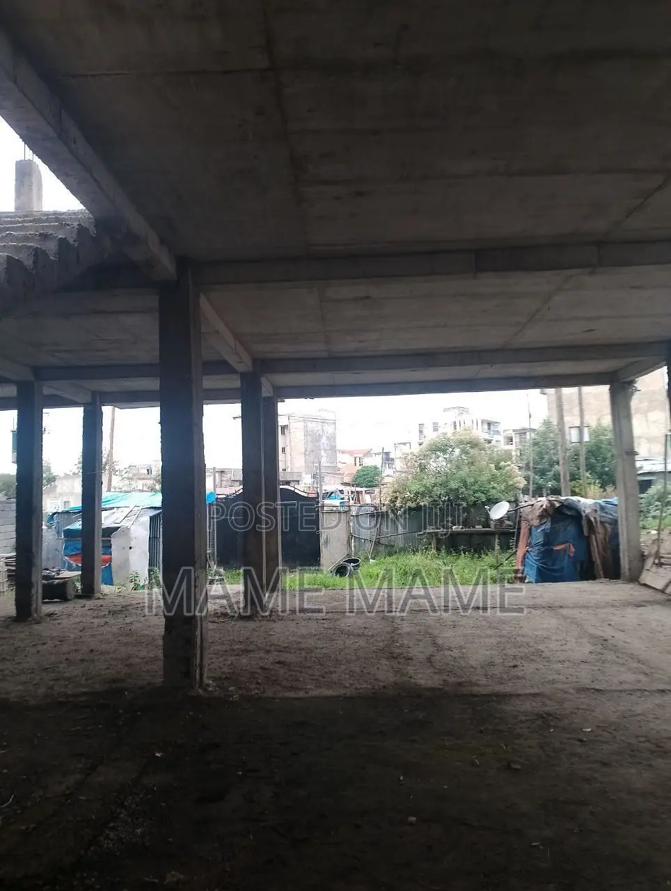 8bdrm House in Addis Abeba, Bole for sale