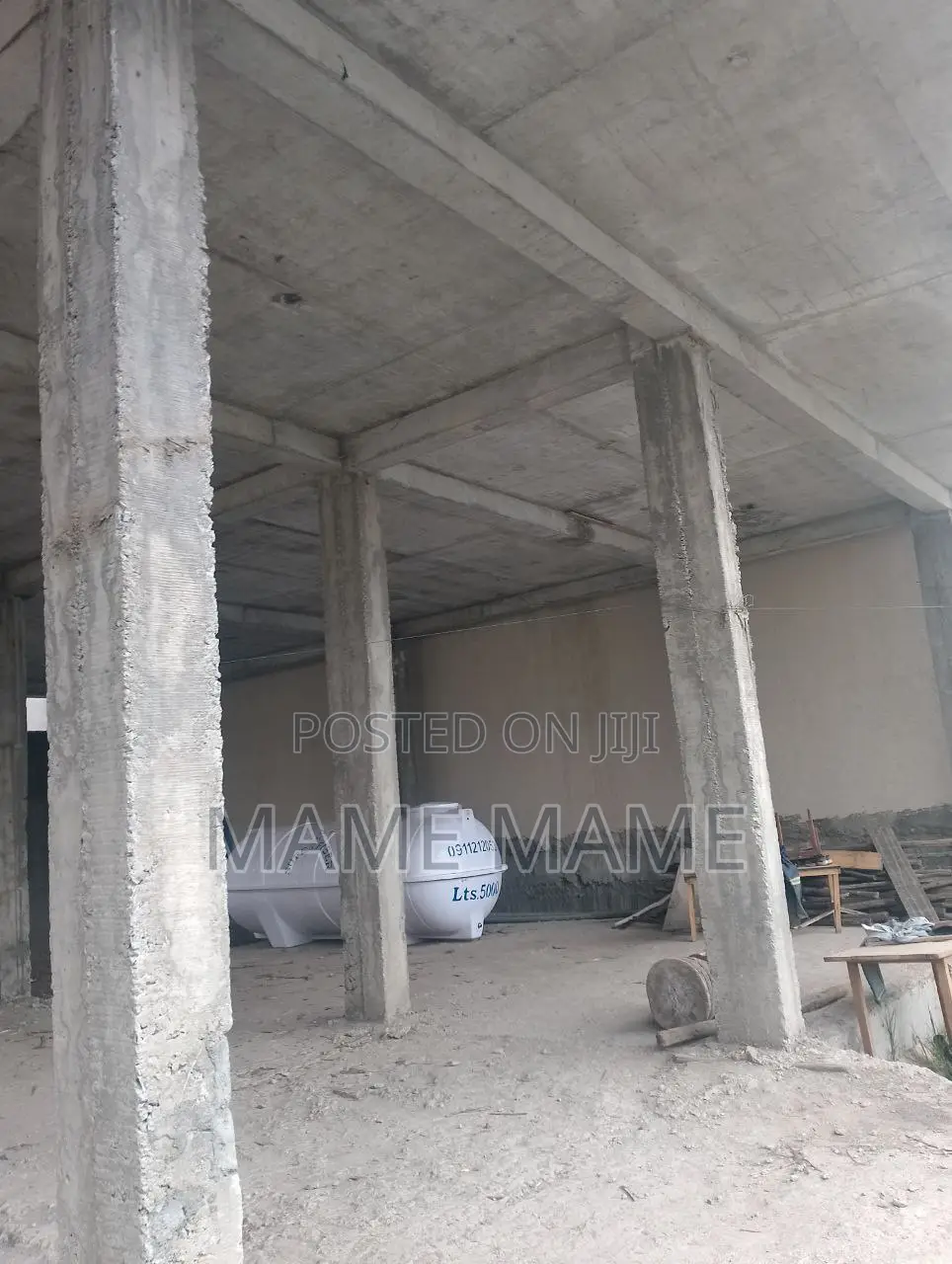 8bdrm House in Addis Abeba, Bole for sale