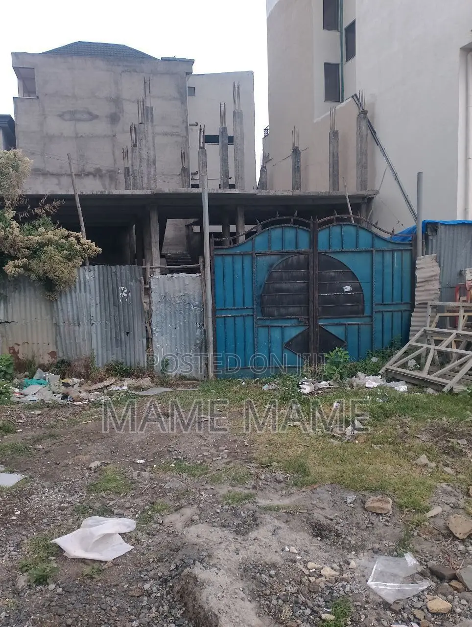 8bdrm House in Addis Abeba, Bole for sale