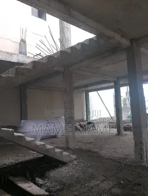 8bdrm House in Addis Abeba, Bole for sale