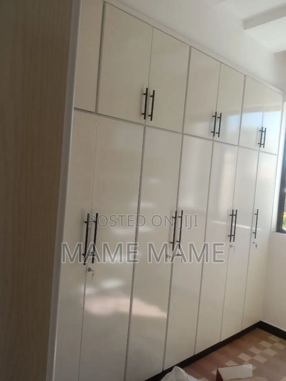 8bdrm House in Addis Abeba, Bole for sale