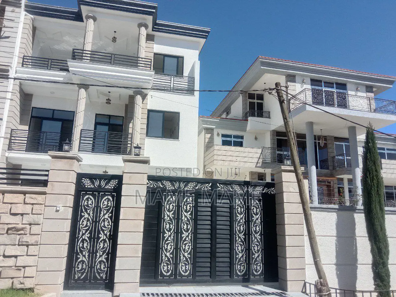 8bdrm House in Addis Abeba, Bole for sale