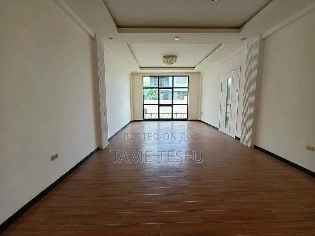 Furnished 5bdrm House in Figa, Bole for sale