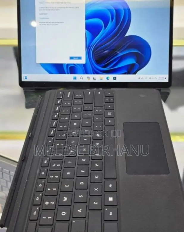New Laptop Microsoft Surface Pro 9 16GB Intel Core I5 SSD 256GB
