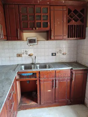 3bdrm Apartment in Apartiment, Bole for rent