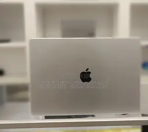 New Laptop Apple MacBook Pro 16GB Apple M2 SSD 1T