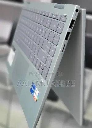 New Laptop HP Envy X360 8GB Intel Core I5 SSD 512GB