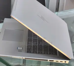 New Laptop HP 16GB Intel Core I7 SSD 512GB