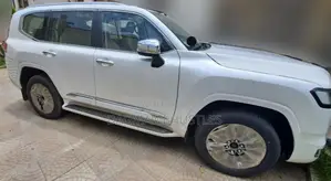 New Toyota Land Cruiser 2023 White