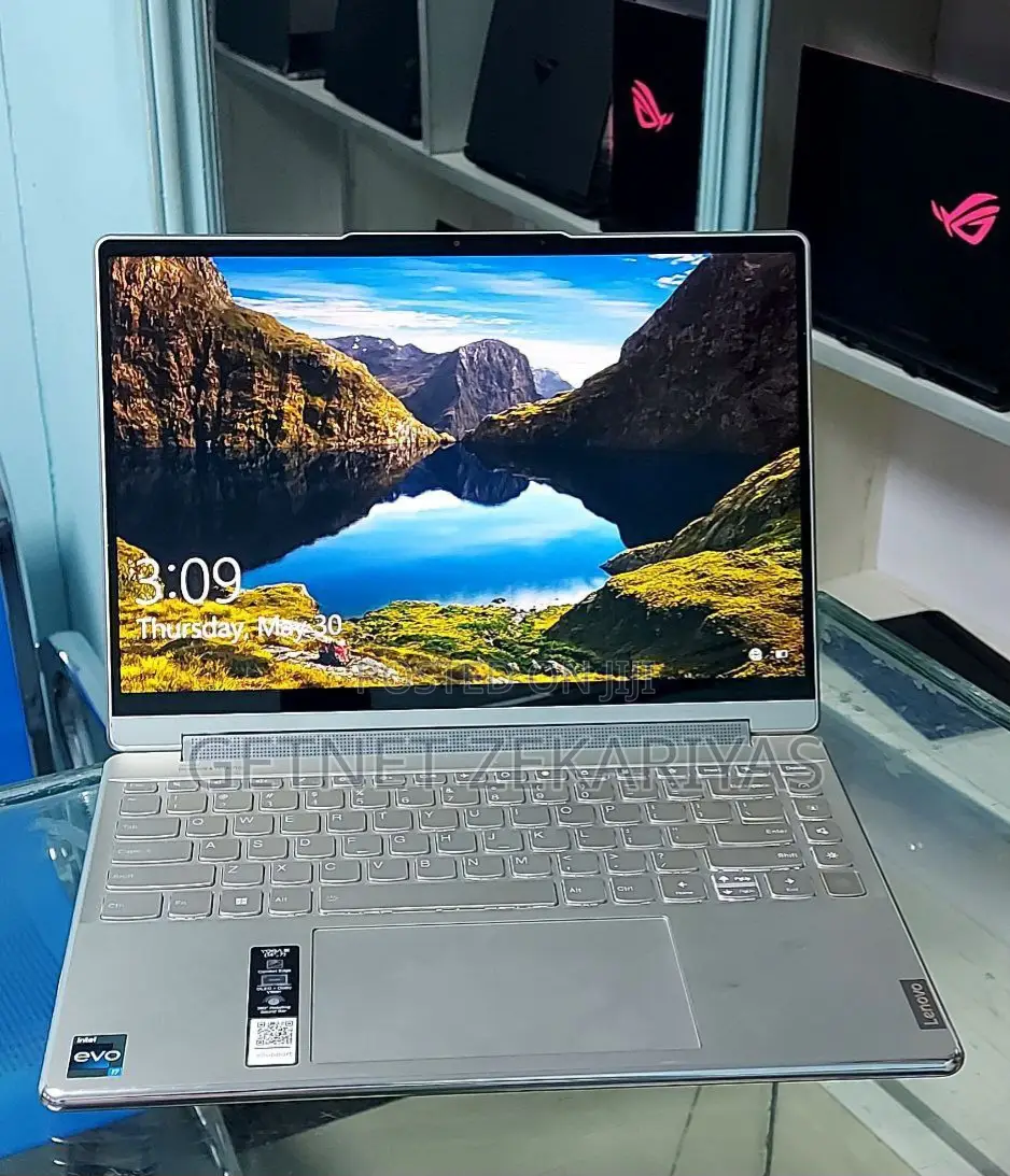 New Laptop Lenovo Yoga 950i 16GB Intel Core I7 SSD 512GB