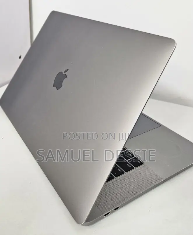 New Laptop Apple MacBook Pro 2016 16GB Intel Core I7 SSD 256GB