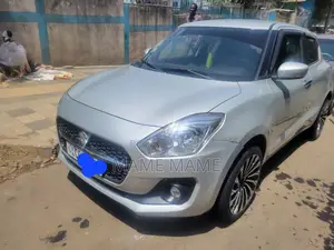 New Suzuki Swift 2022 Silver