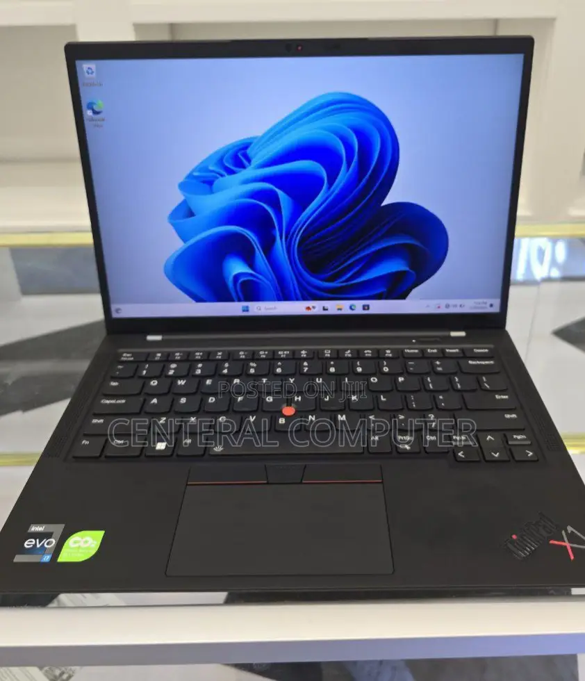 New Laptop Lenovo ThinkPad X1 Carbon 12GB Intel Core I7 SSD 512GB