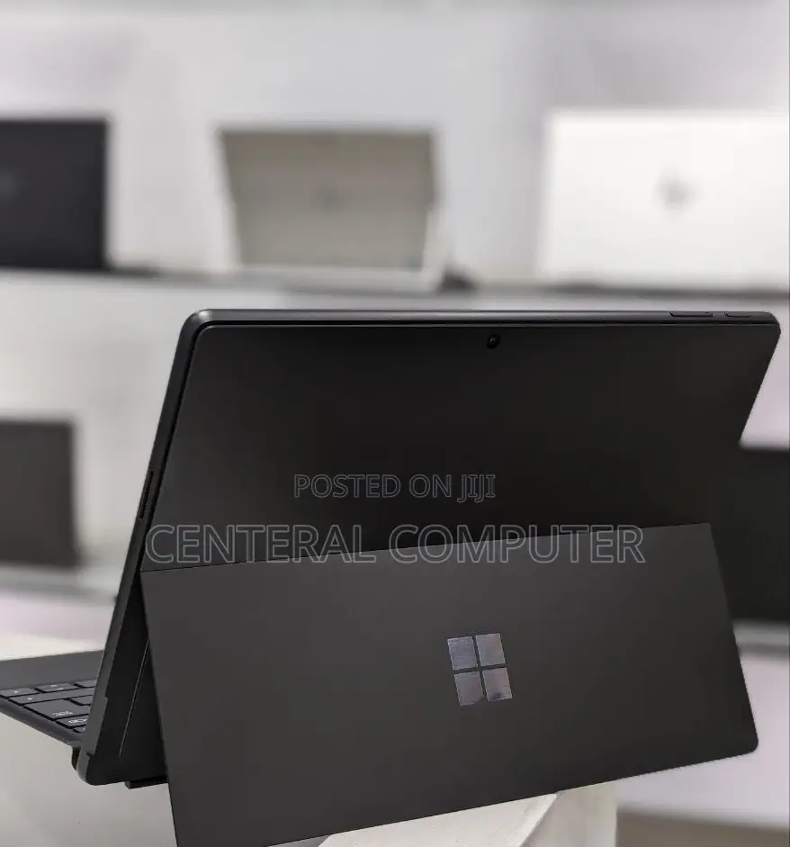 New Laptop Microsoft Surface Pro 9 16GB Intel Core I7 SSD 256GB