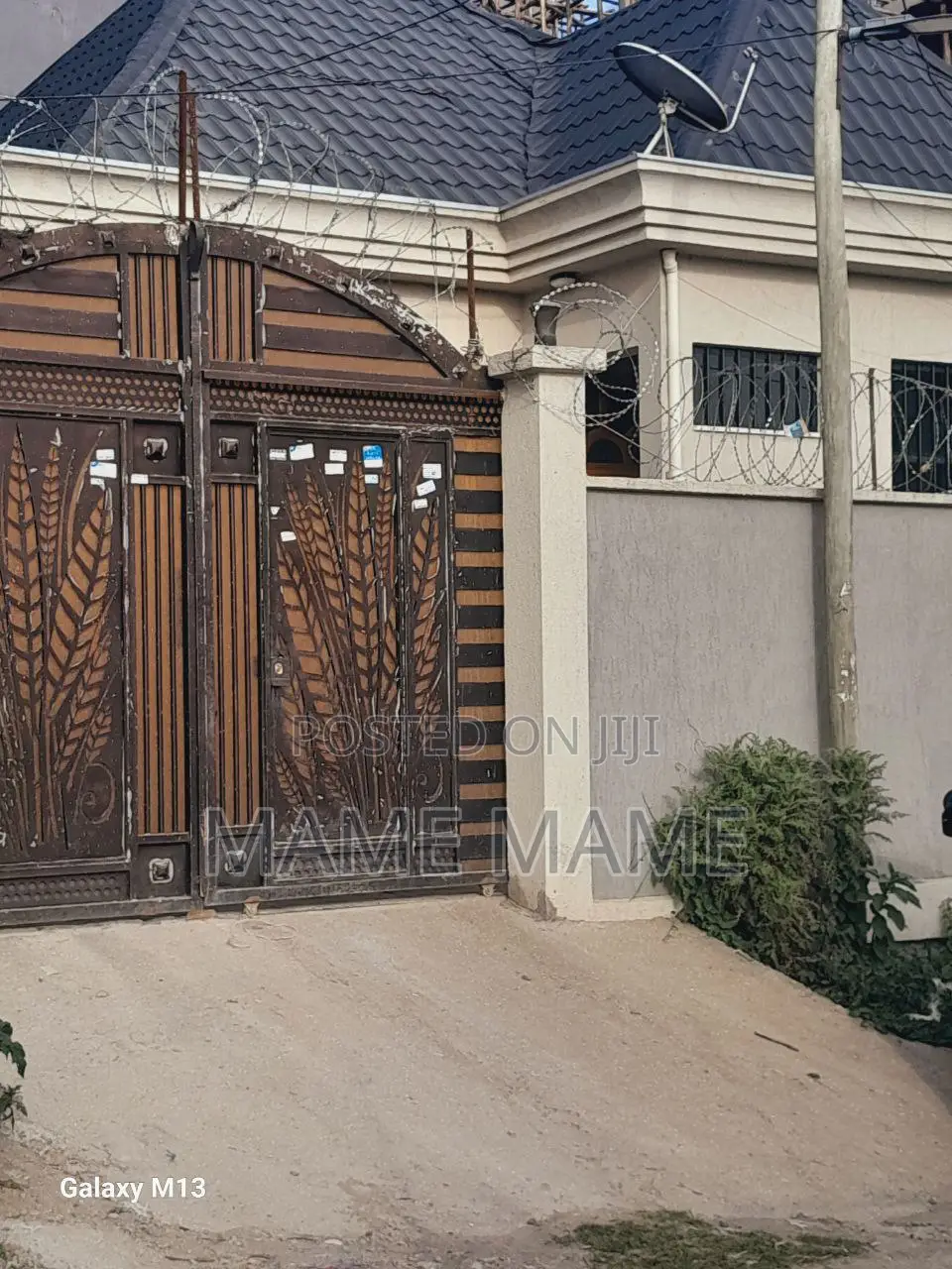 5bdrm Villa in Addis Abeba, Bole for sale