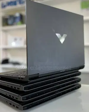 New Laptop HP Pavilion 15 16GB AMD Ryzen 5 SSD 1T