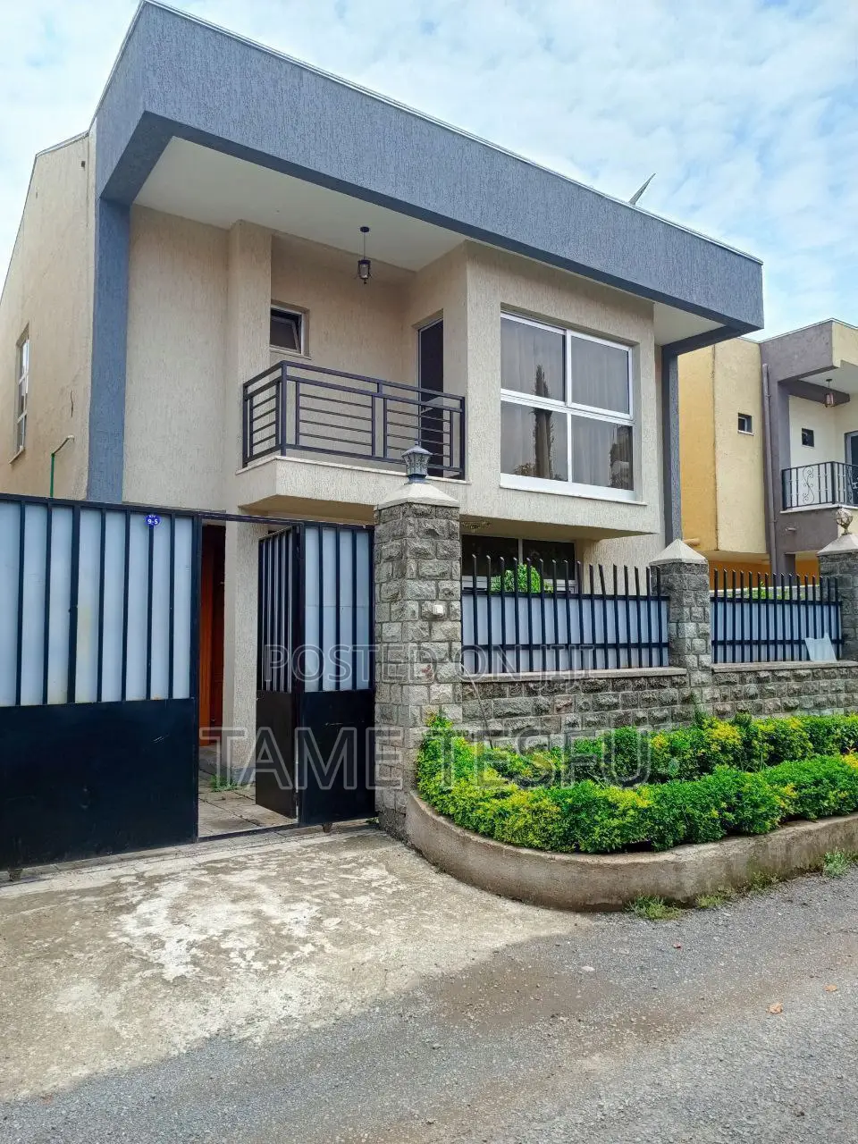 Furnished 8bdrm House in Bole Beshale for sale