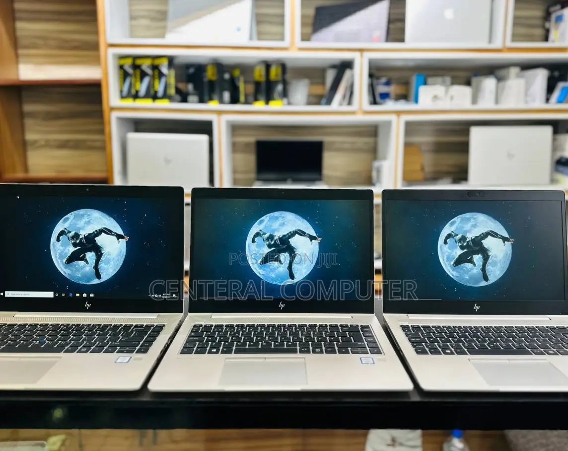 New Laptop HP 430 G5 16GB Intel Core i5 SSD 512GB