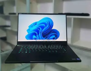 New Laptop Razer Blade 16GB Intel Core I7 SSD 1T