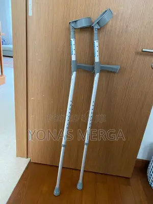 Crutches/Crunch/ክራንች,Adult Walking Sticks Are Ideal for Use