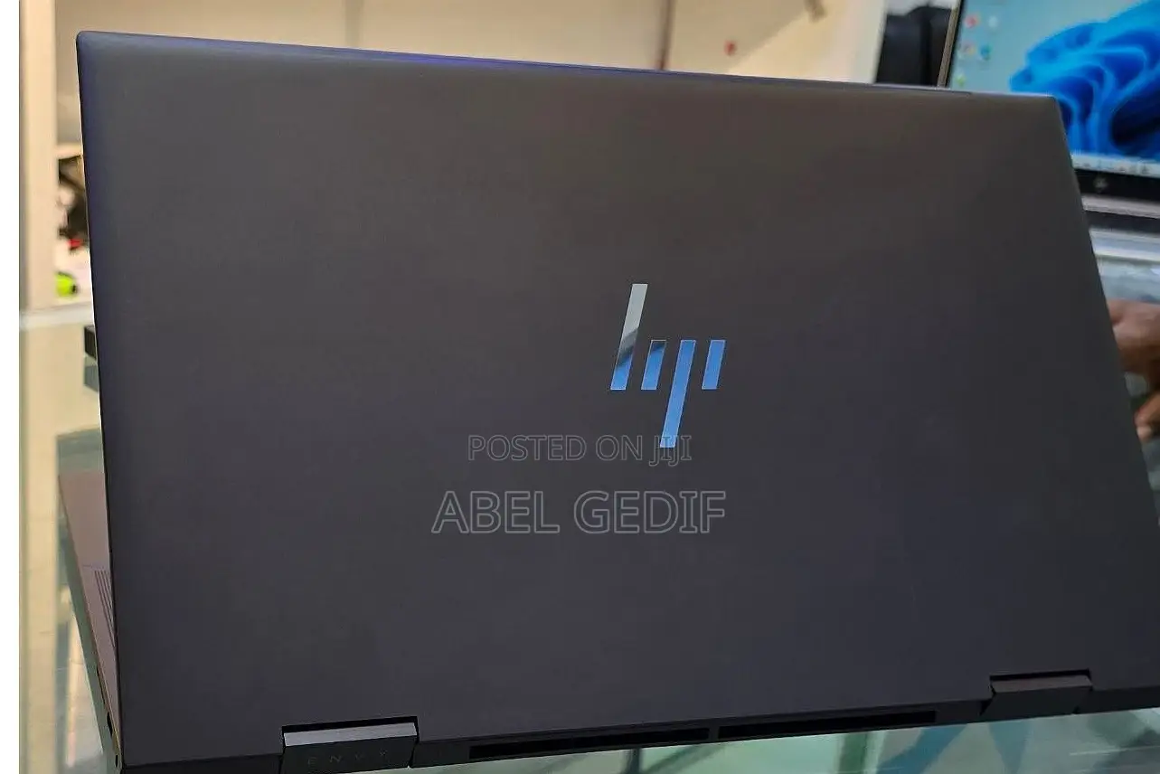 New Laptop HP Envy X360 16GB AMD Ryzen 5 SSD 512GB