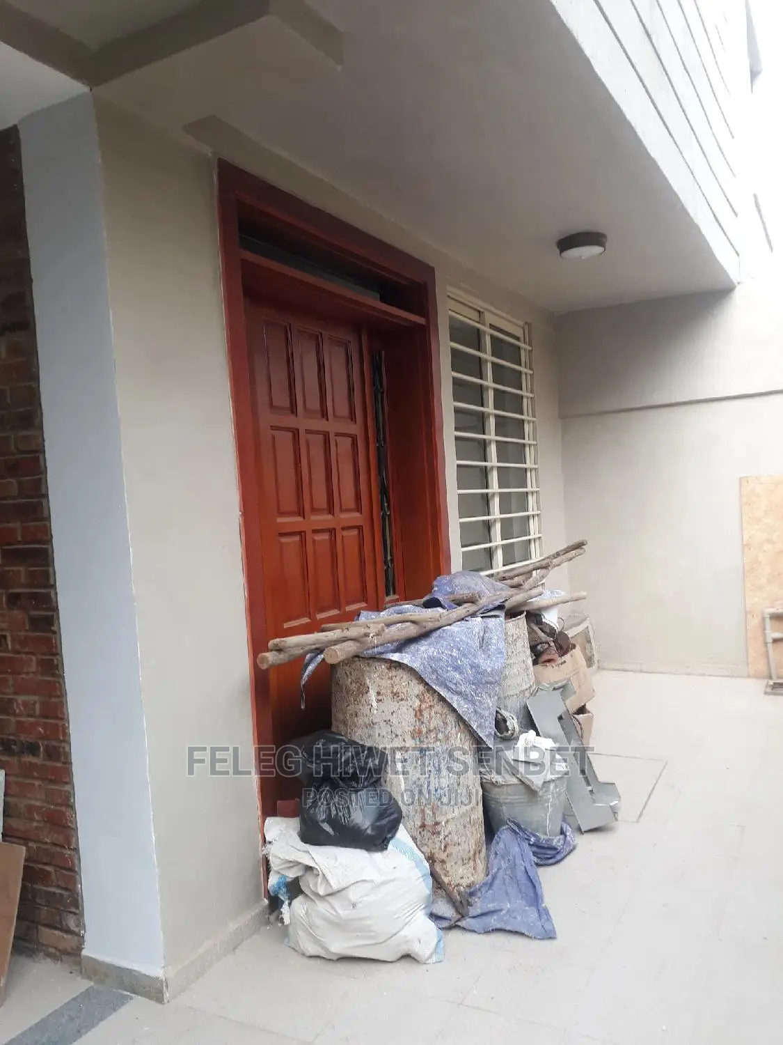 5bdrm Villa in Aa, Bole for rent