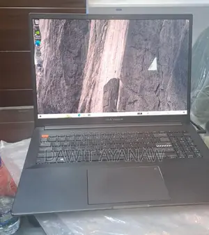 New Laptop Asus VivoBook 15 X505BA 16GB AMD Ryzen 9 SSD 1T
