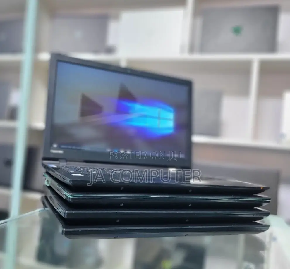 New Laptop Toshiba Satellite C55 8GB Intel Core I5 HDD 500GB
