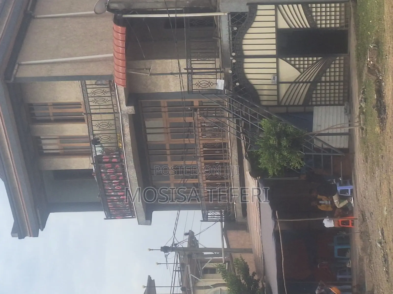 Furnished 10bdrm Apartment in East Shewa for sale