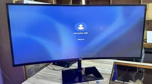 New Desktop Computer Dell Inspiron 24 5000 8GB SSD 700GB