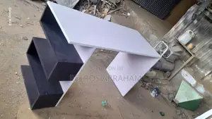 Simple Office Table
