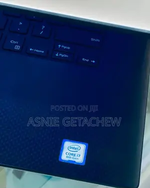 New Laptop Dell XPS 15 8GB Intel Core I7 SSD 16 GB