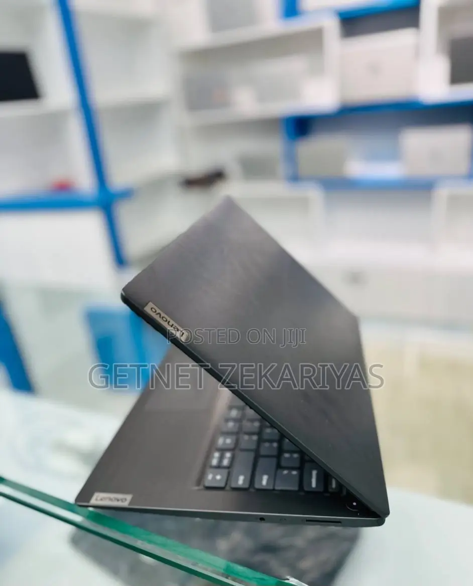 New Laptop Lenovo IdeaPad 130 8GB Intel Core I3 SSD 256GB